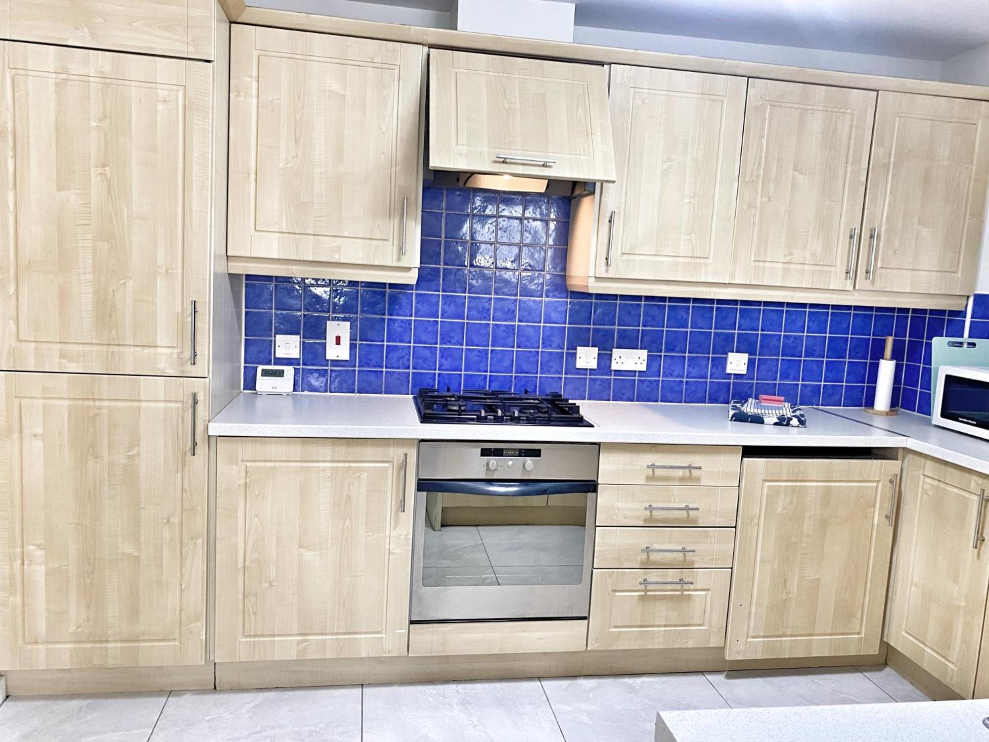 2 Bed City Centre Apt, Free Parking - Albert Clock, Customs House Белфаст Экстерьер фото